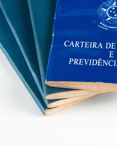 Brazilian document work and social security (Carteira de Trabalho e Previdencia Social).