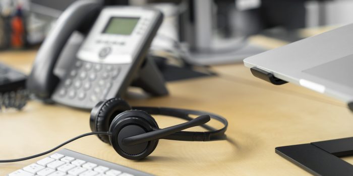 close-up-person-working-call-center